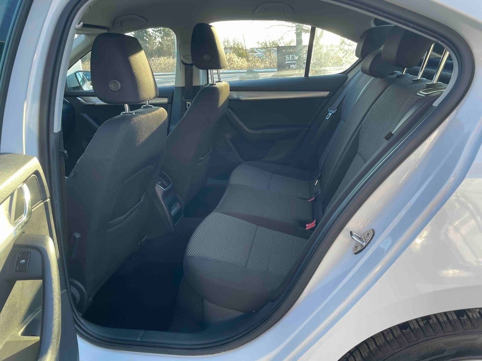 Skoda Octavia 1,2 TSi 105 Ambition 5d