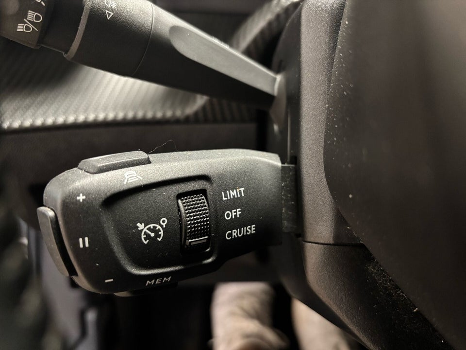 Peugeot 2008 1,2 PureTech 130 Evolution 5d