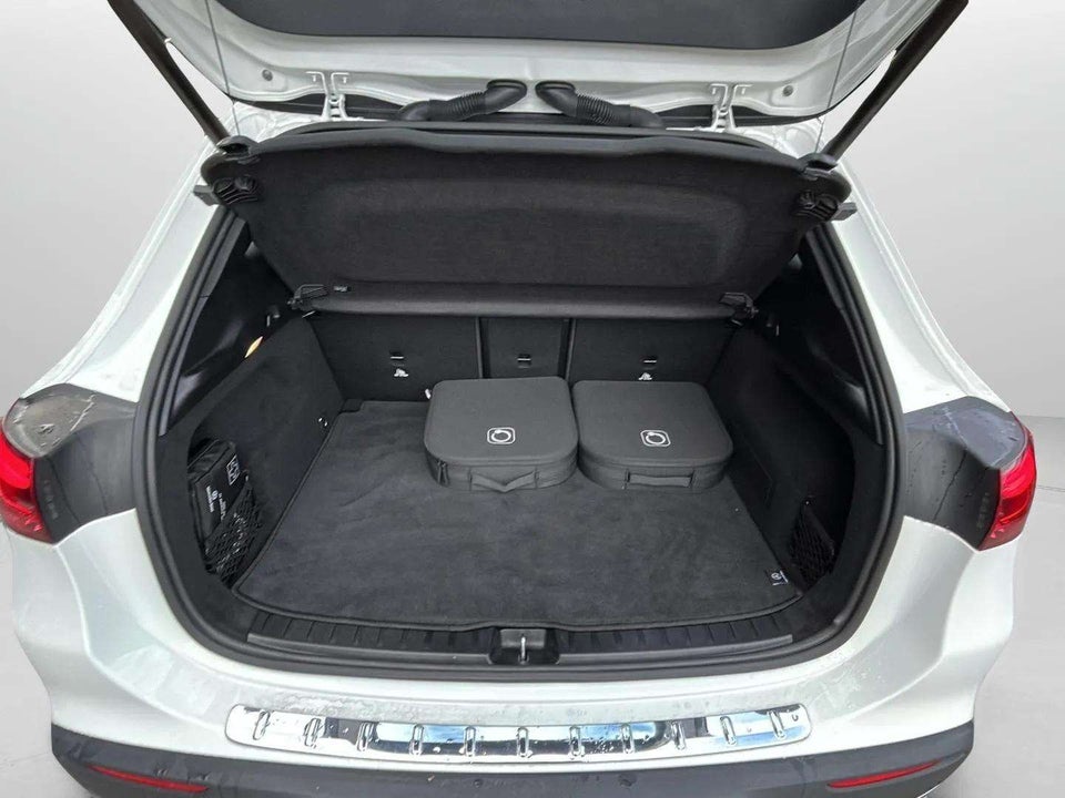 Mercedes EQA250+ Progressive 5d
