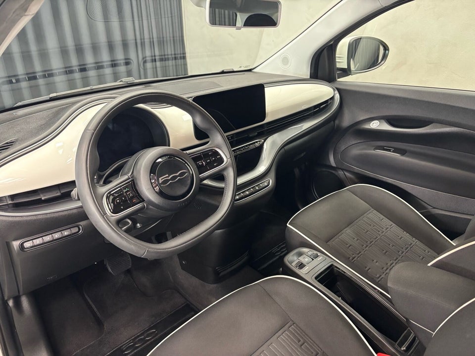 Fiat 500e 42 Icon 3d