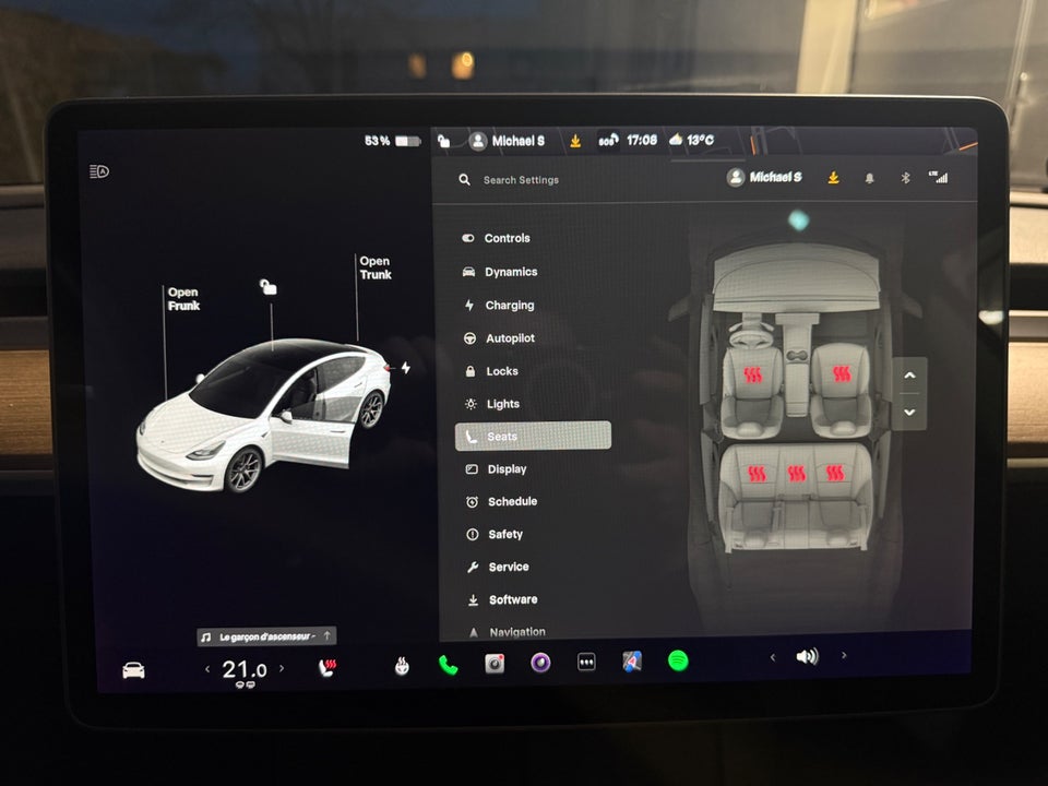 Tesla Model 3 Standard Range+ RWD 4d