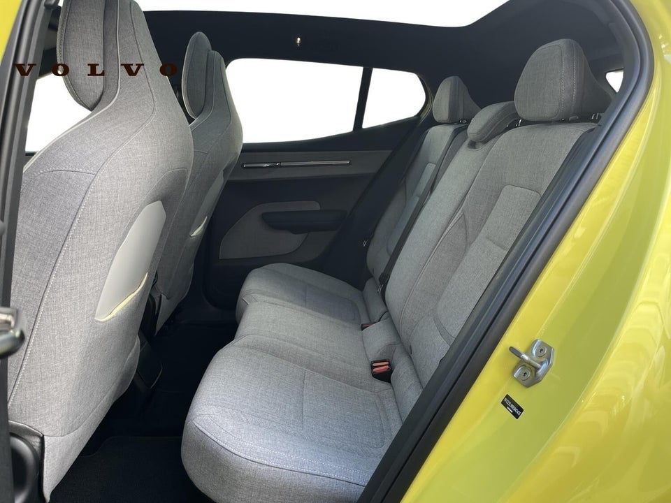 Volvo EX30 Extended Range Ultra 5d