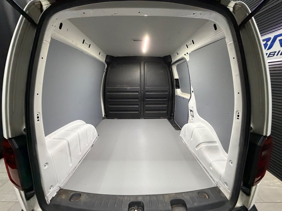 VW Caddy 2,0 TDi 102 DSG BMT Van 4d
