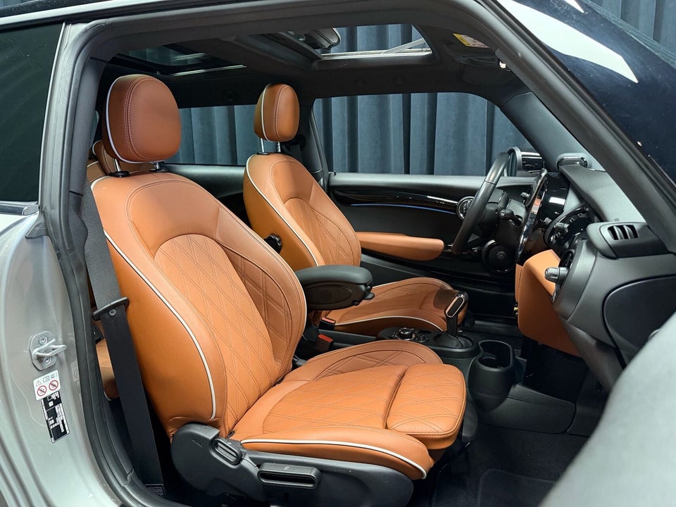 MINI Cooper SE Yours Trim 3d