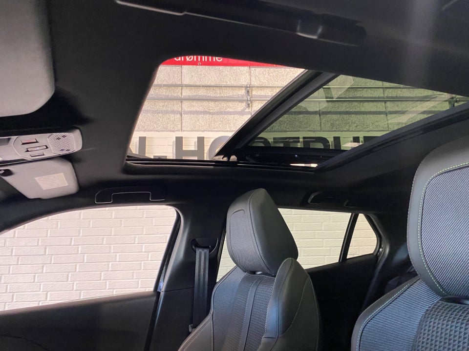 Peugeot e-2008 50 GT 5d