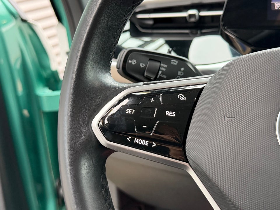 VW ID.Buzz 77 Pro SWB 5d