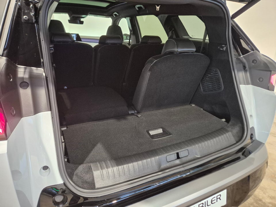 Peugeot e-5008 77 GT Pack 7prs 5d
