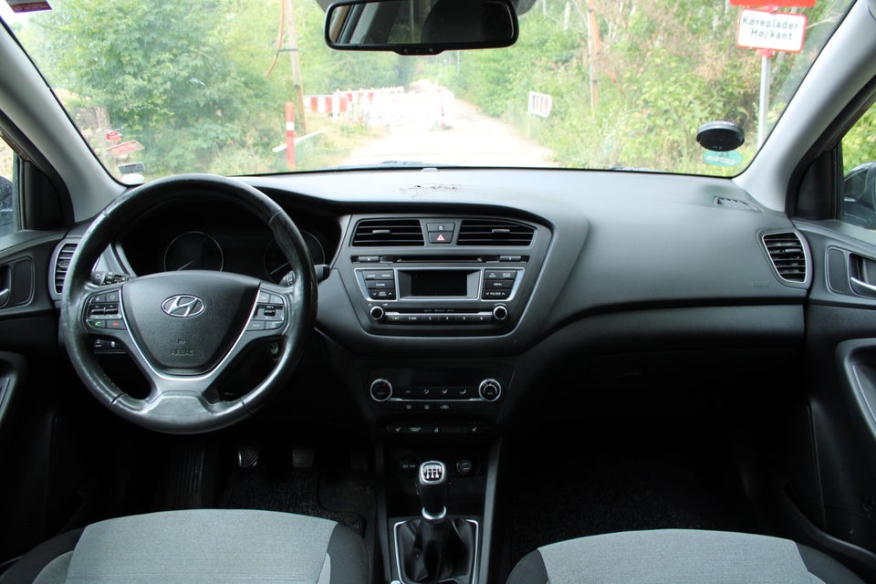 Hyundai i20 1,25 Black Line 5d