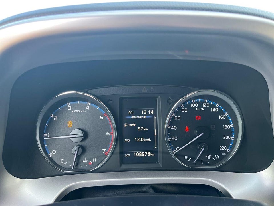 Toyota RAV4 2,0 D-4D T3 Selected 5d