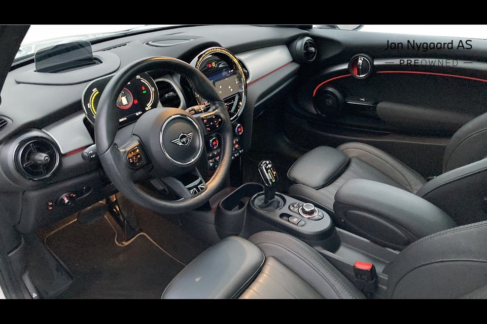 MINI Cooper SE Maximise 3d