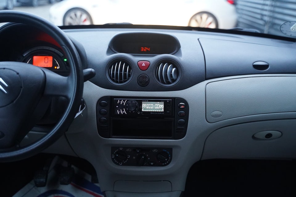 Citroën C3 1,6 16V Elegance 5d