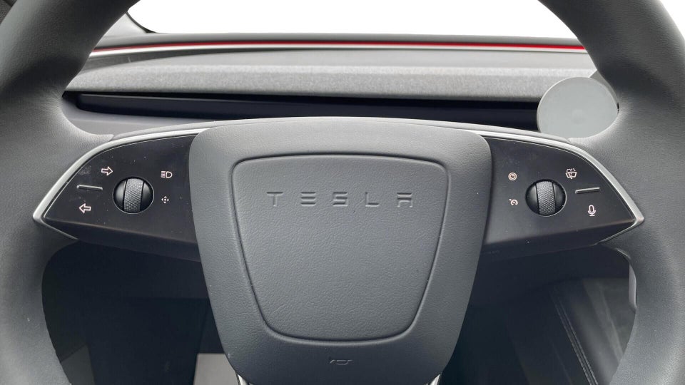 Tesla Model 3 Long Range RWD 4d
