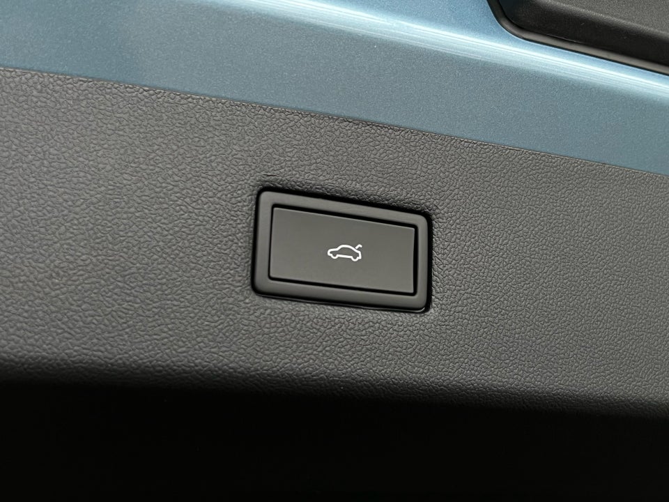 Ford Explorer 77 Select Extended Range 5d