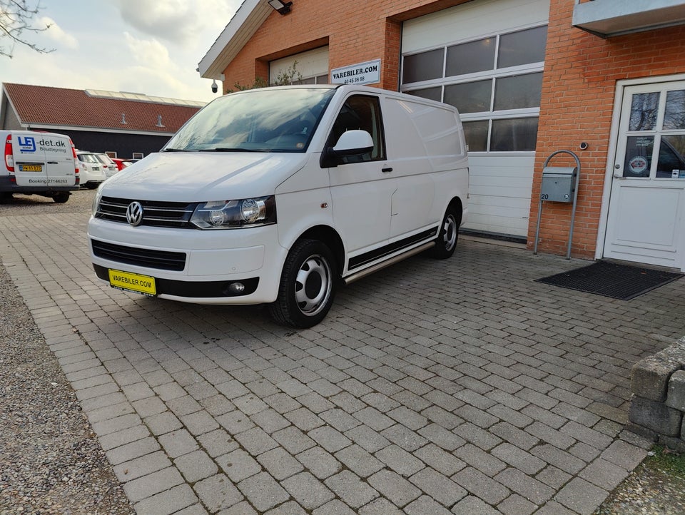 VW Transporter 2,0 TDi 140 Kassevogn DSG kort