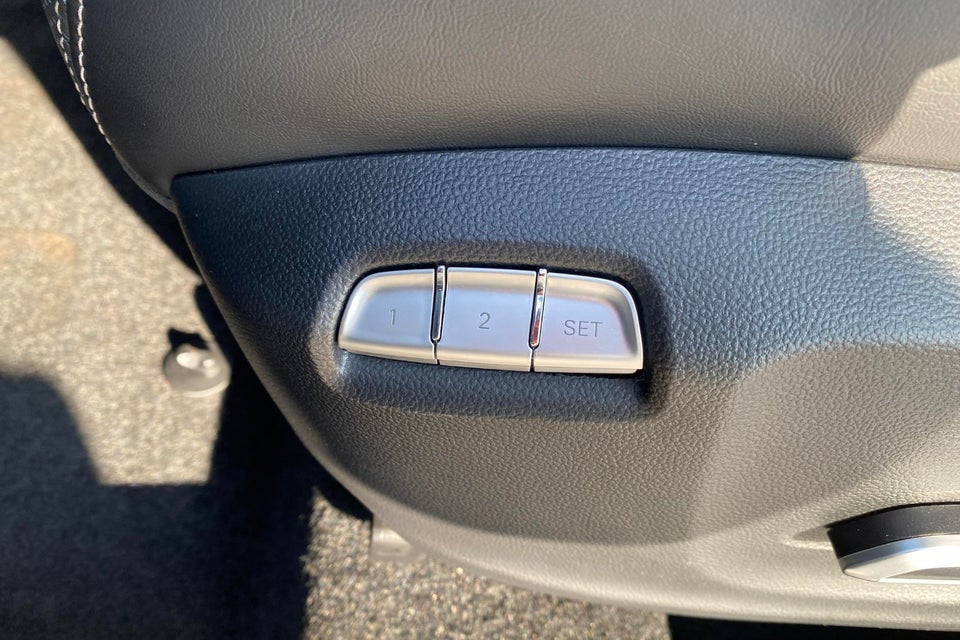 MG Marvel R Performance 5d