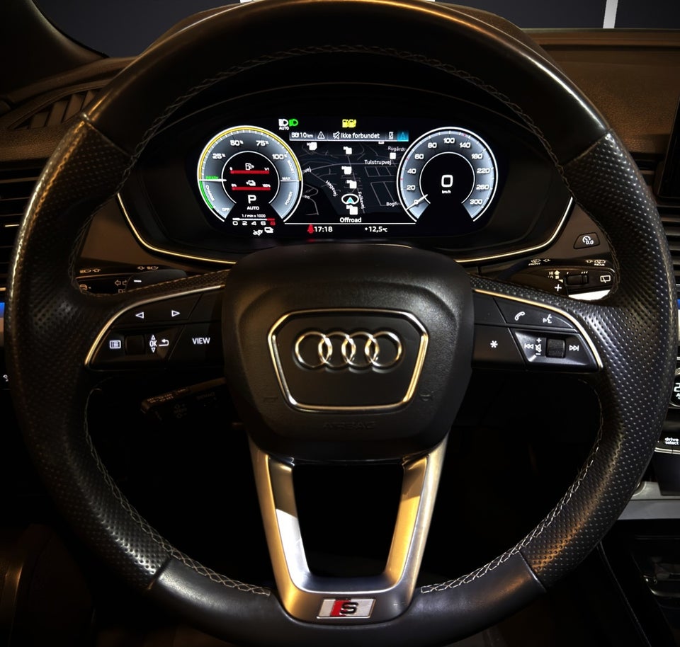 Audi Q5 50 TFSi e S-line quattro S-tr. 5d