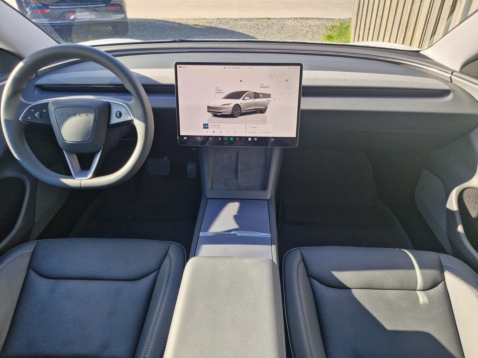 Tesla Model 3 RWD 4d