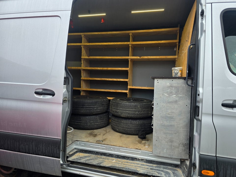 Mercedes Sprinter 316 2,2 CDi A2 Kassevogn aut. RWD