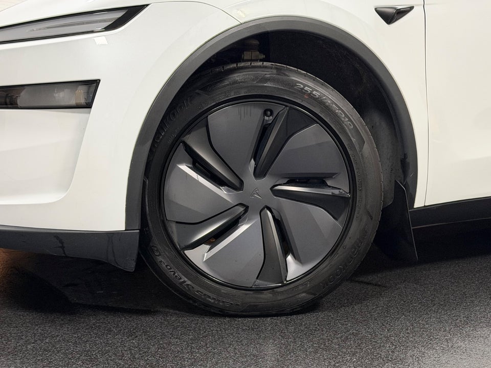Tesla Model Y Premium Long Range RWD 5d