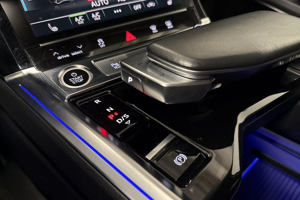 Audi e-tron 55 Prestige quattro 5d