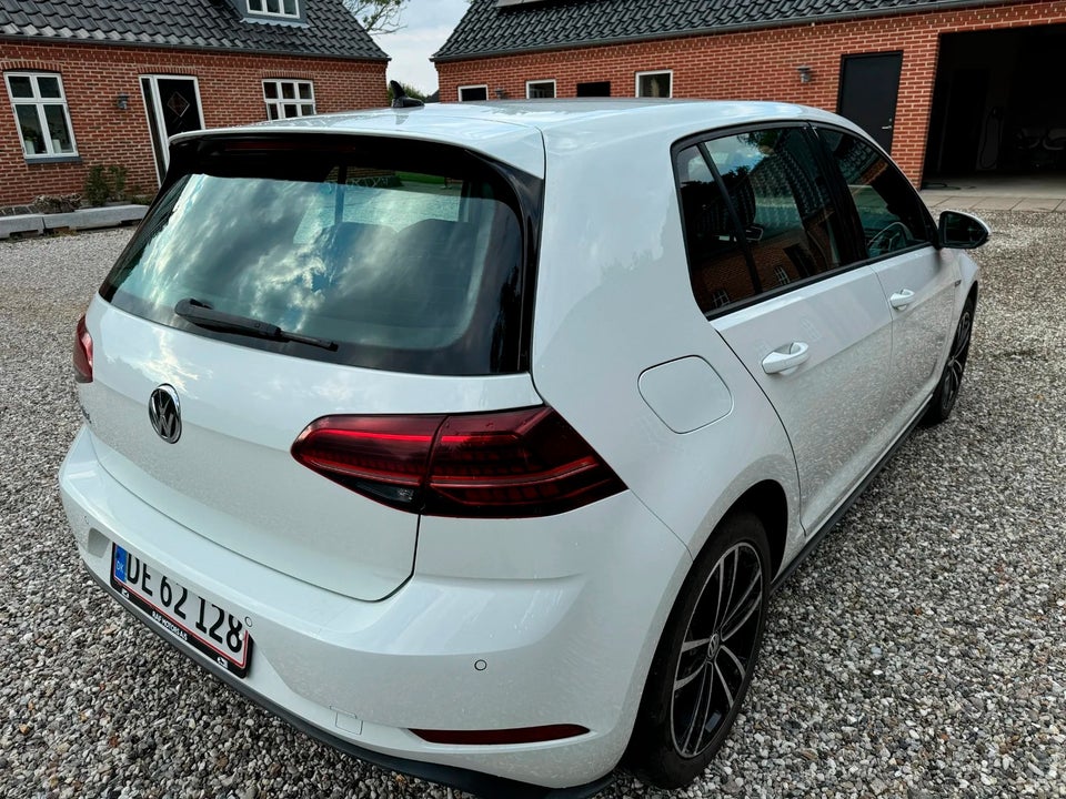 VW Golf VII 1,4 GTE DSG 5d