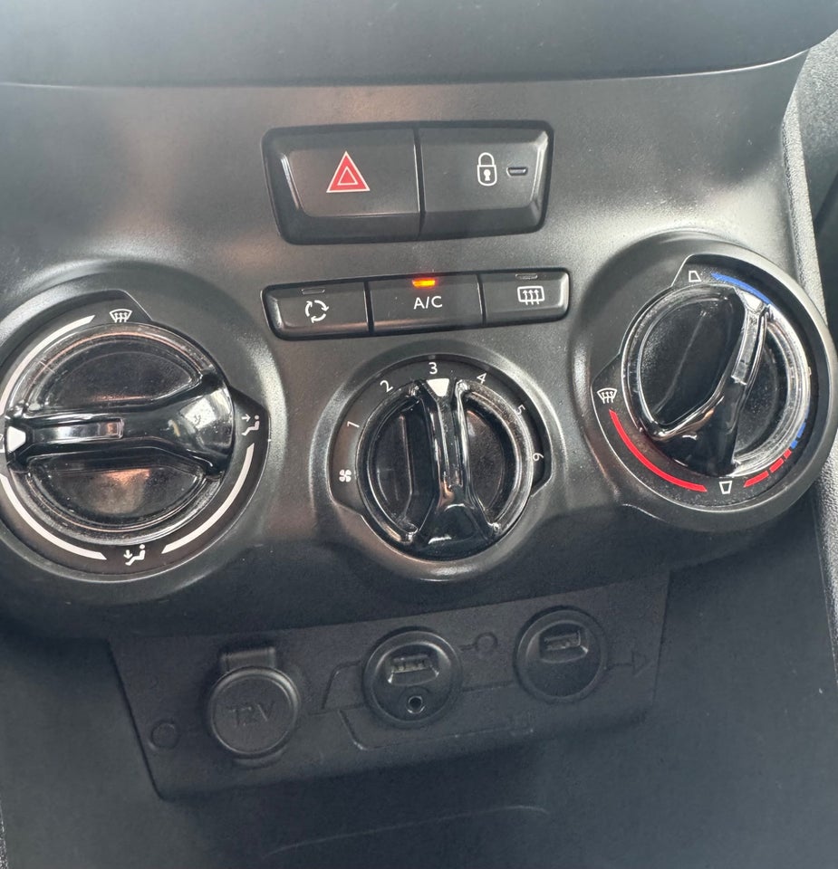 Peugeot 2008 1,2 e-VTi 82 Active ESG 5d