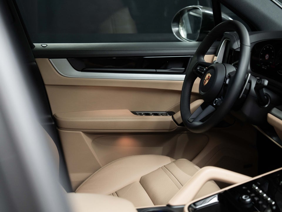 Porsche Cayenne 3,0 E-Hybrid Tiptr. 5d