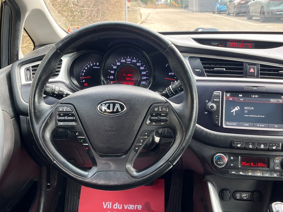 Kia Ceed 1,0 T-GDi Attraction 5d
