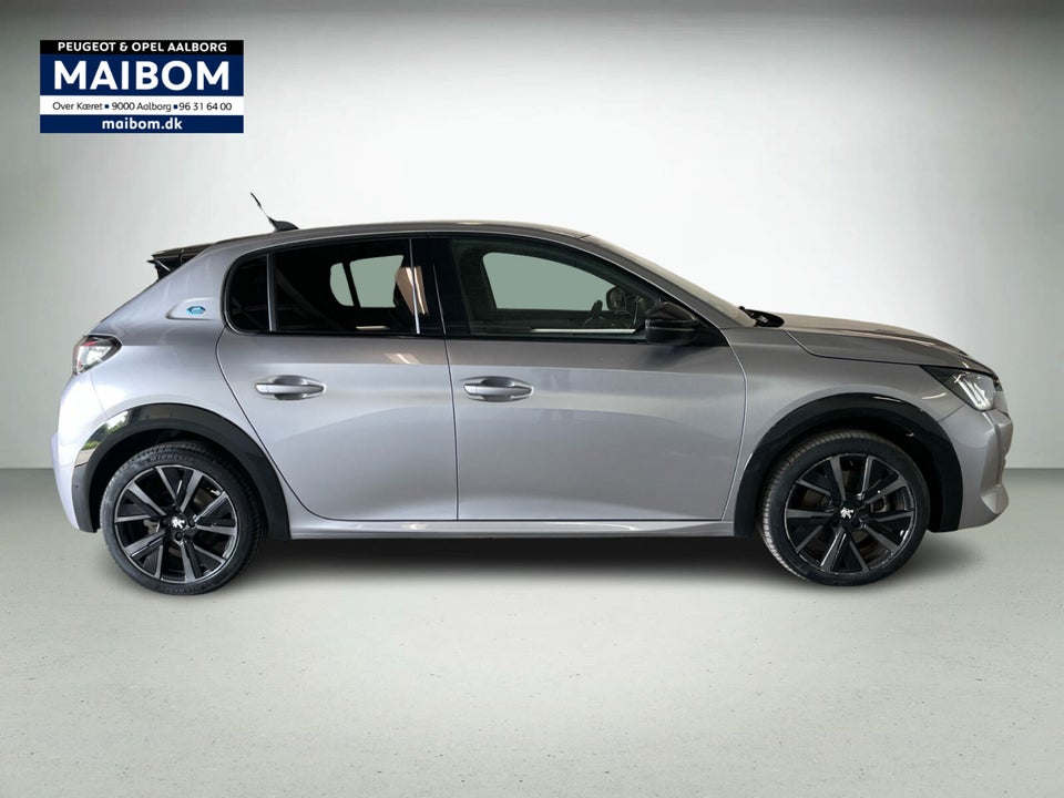 Peugeot e-208 50 GT 5d