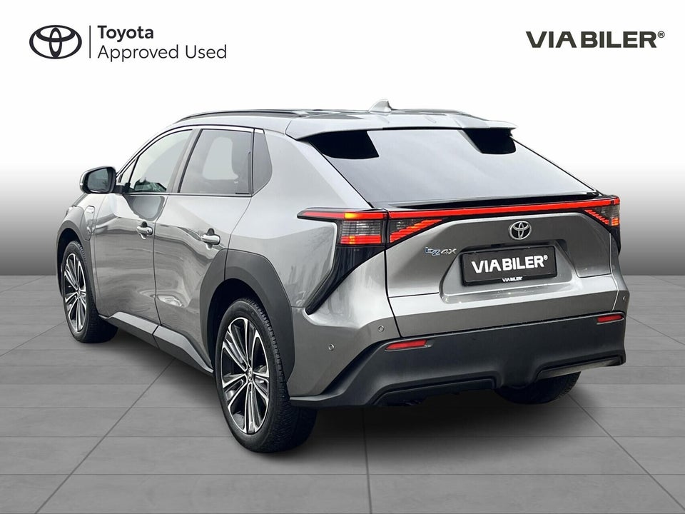 Toyota bZ4X Executive 5d