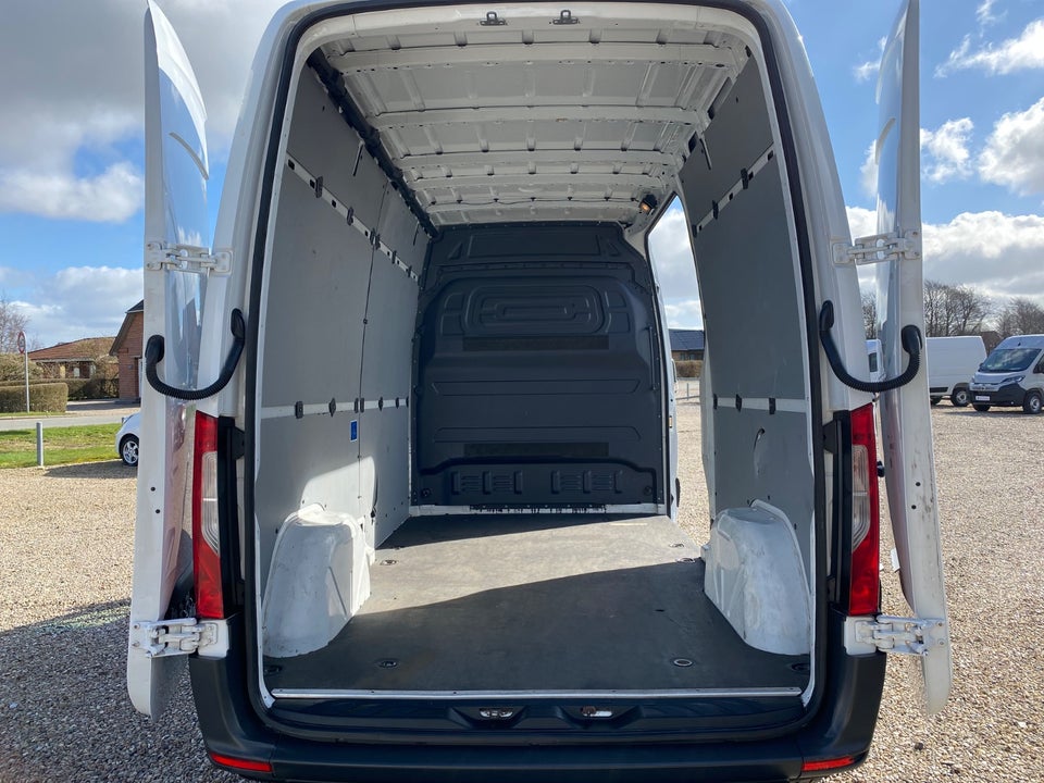 Mercedes eSprinter 312 A2 Kassevogn 3p