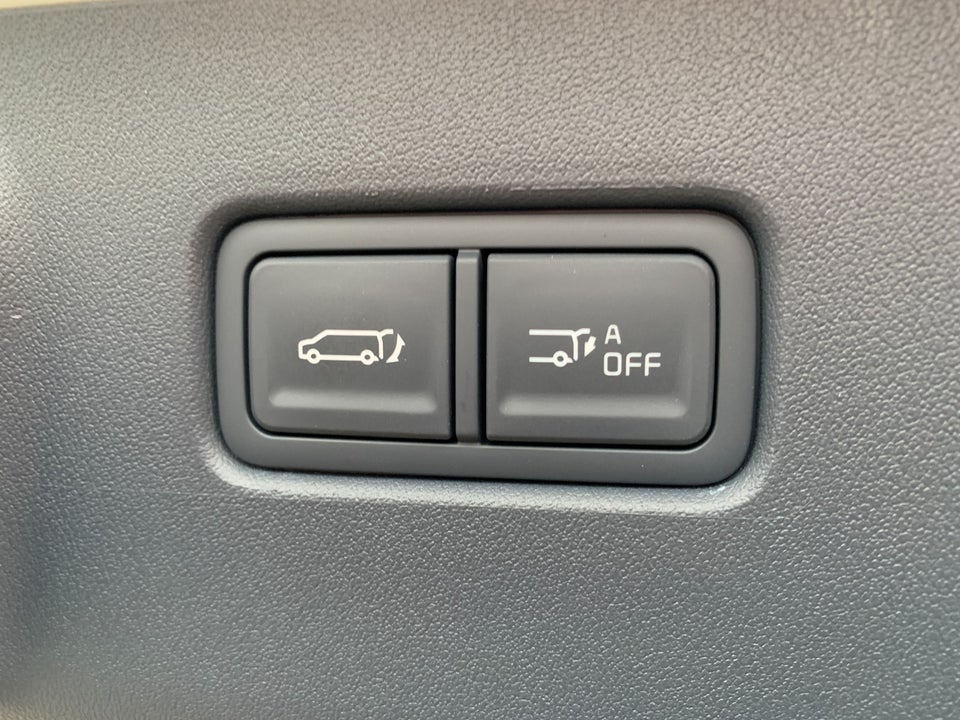 Kia PV5 71 Long Range Upgrade 5d