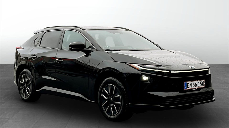 Toyota bZ4X 73 Executive AWD 5d