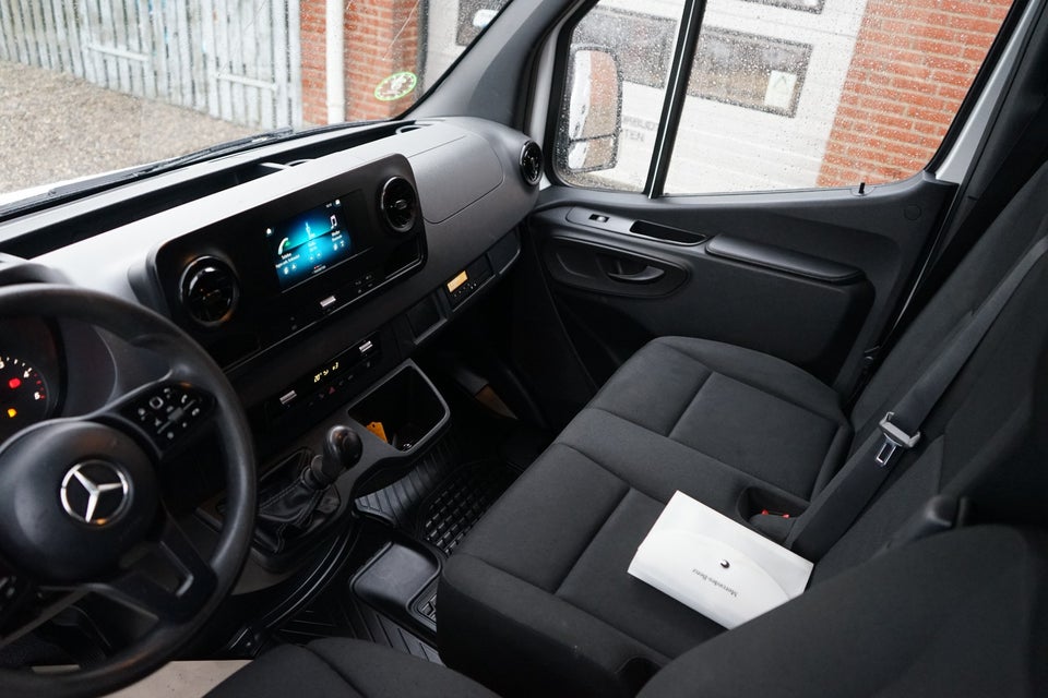 Mercedes Sprinter 316 2,2 CDi A2 Kassevogn RWD