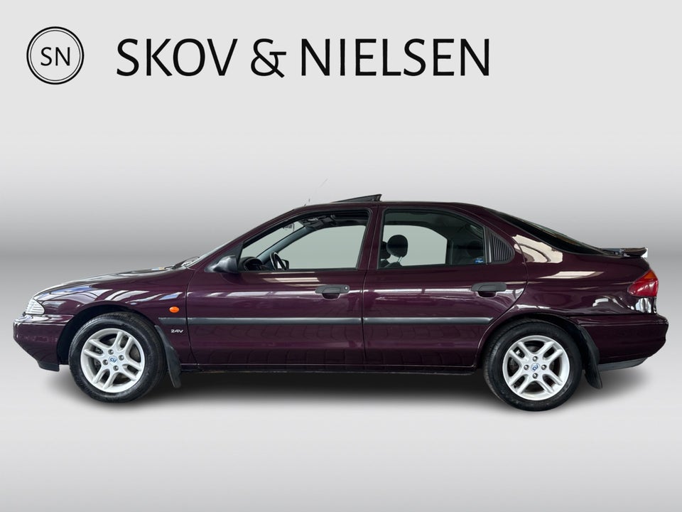 Ford Mondeo 2,5 V6 5d