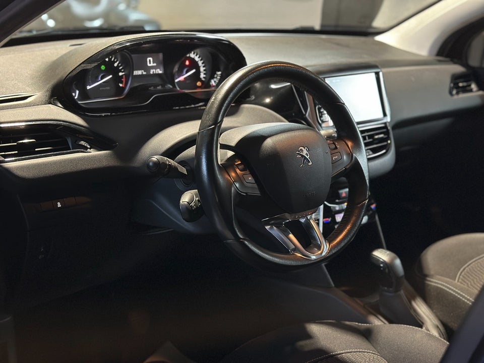 Peugeot 208 1,2 e-THP 110 Active 5d