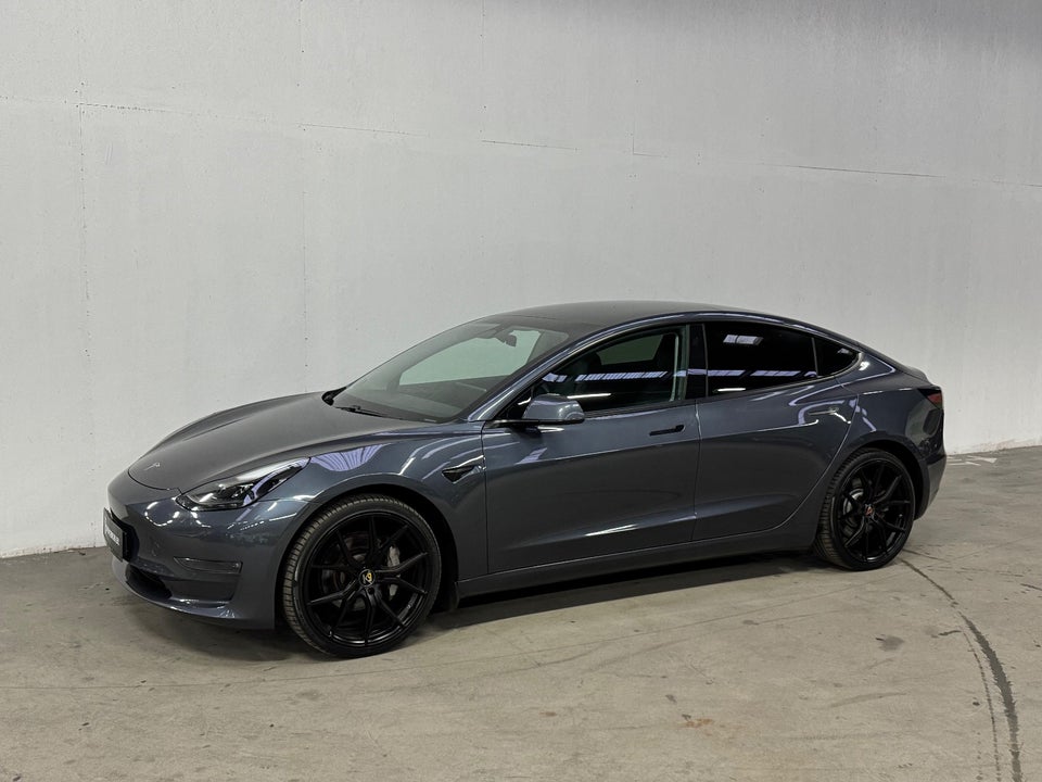Tesla Model 3 Long Range AWD 4d