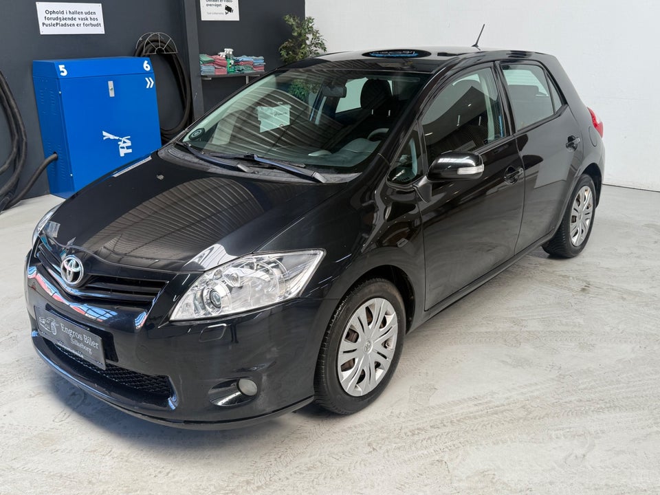 Toyota Auris 1,6 T2 5d