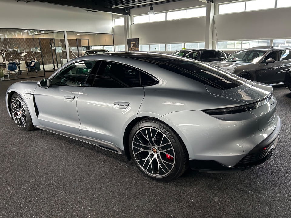 Porsche Taycan 4S Performance+ 4d