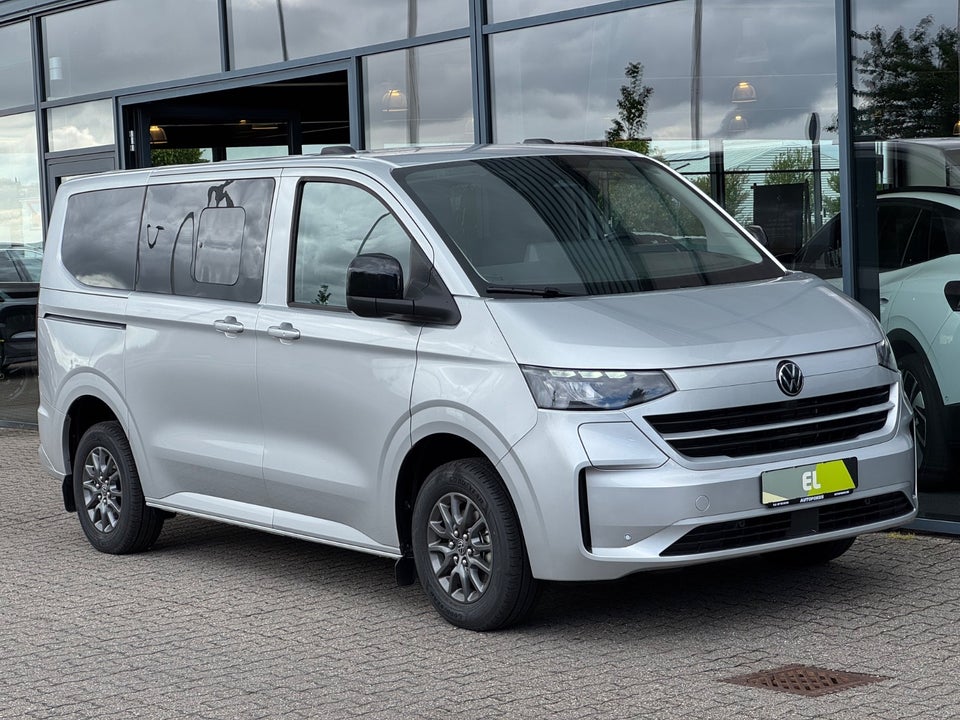 VW e-Caravelle 64 Life SWB