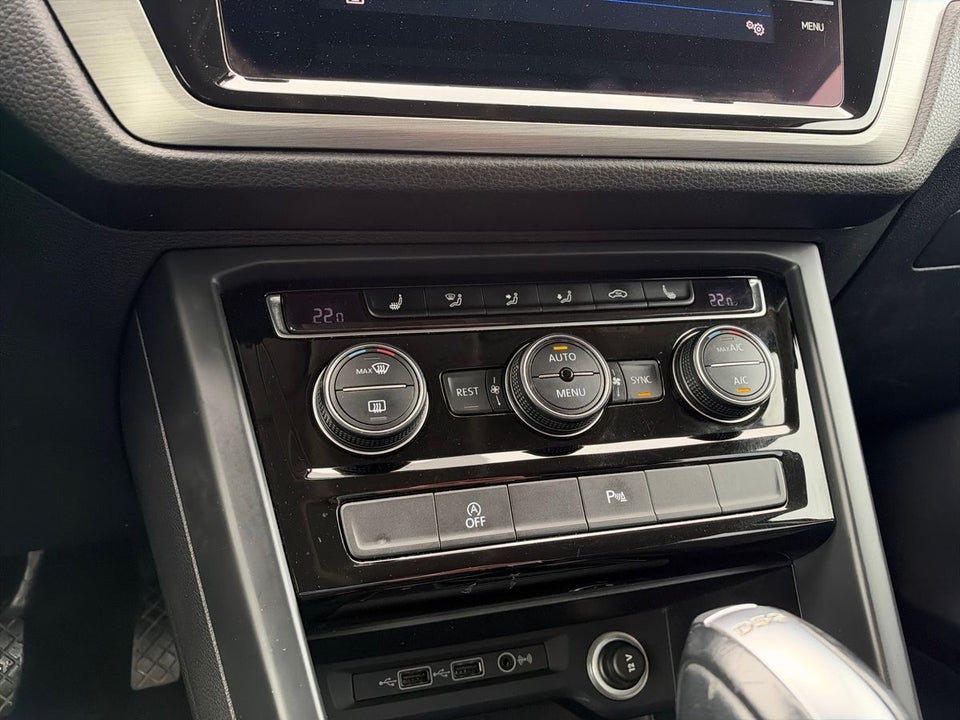 VW Touran 1,6 TDi 115 Comfortline DSG 7prs 5d
