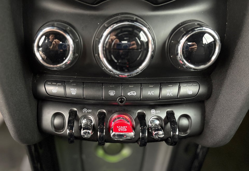 MINI Cooper 1,5 Essential Cabriolet aut. 2d