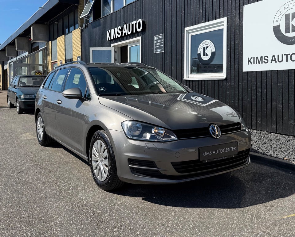 VW Golf VII 1,2 TSi 105 Trendline Variant BMT 5d