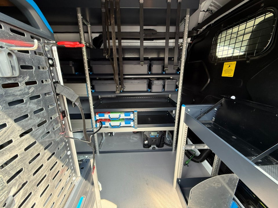 Ford Transit Custom 300L 2,0 TDCi 130 Trend