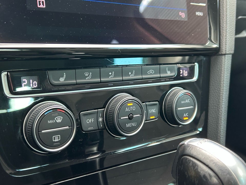 VW Golf VII 1,5 TSi 150 Highline Variant DSG 5d