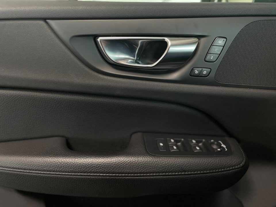 Volvo V60 2,0 T6 ReCharge Inscription aut. AWD 5d