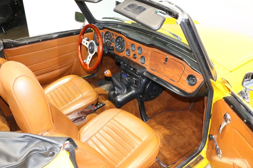 Triumph TR6 2,5 Cabriolet 2d