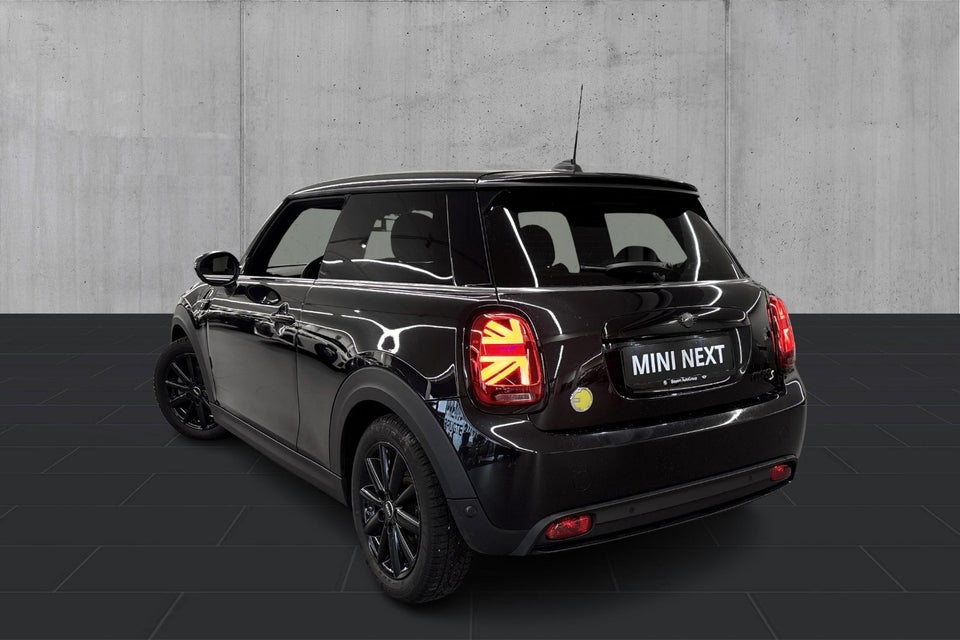 MINI Cooper SE Classic Trim 3d