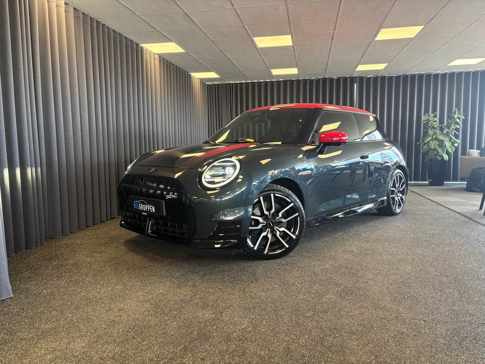 MINI Cooper SE JCW Trim XL 3d