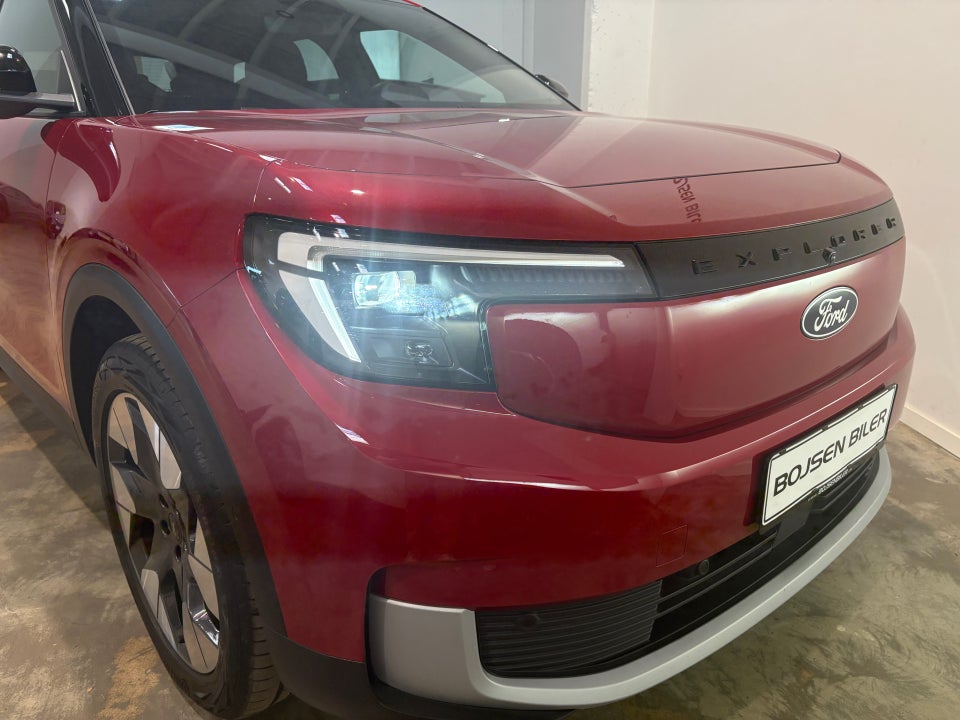 Ford Explorer 79 Premium Extended Range AWD 5d